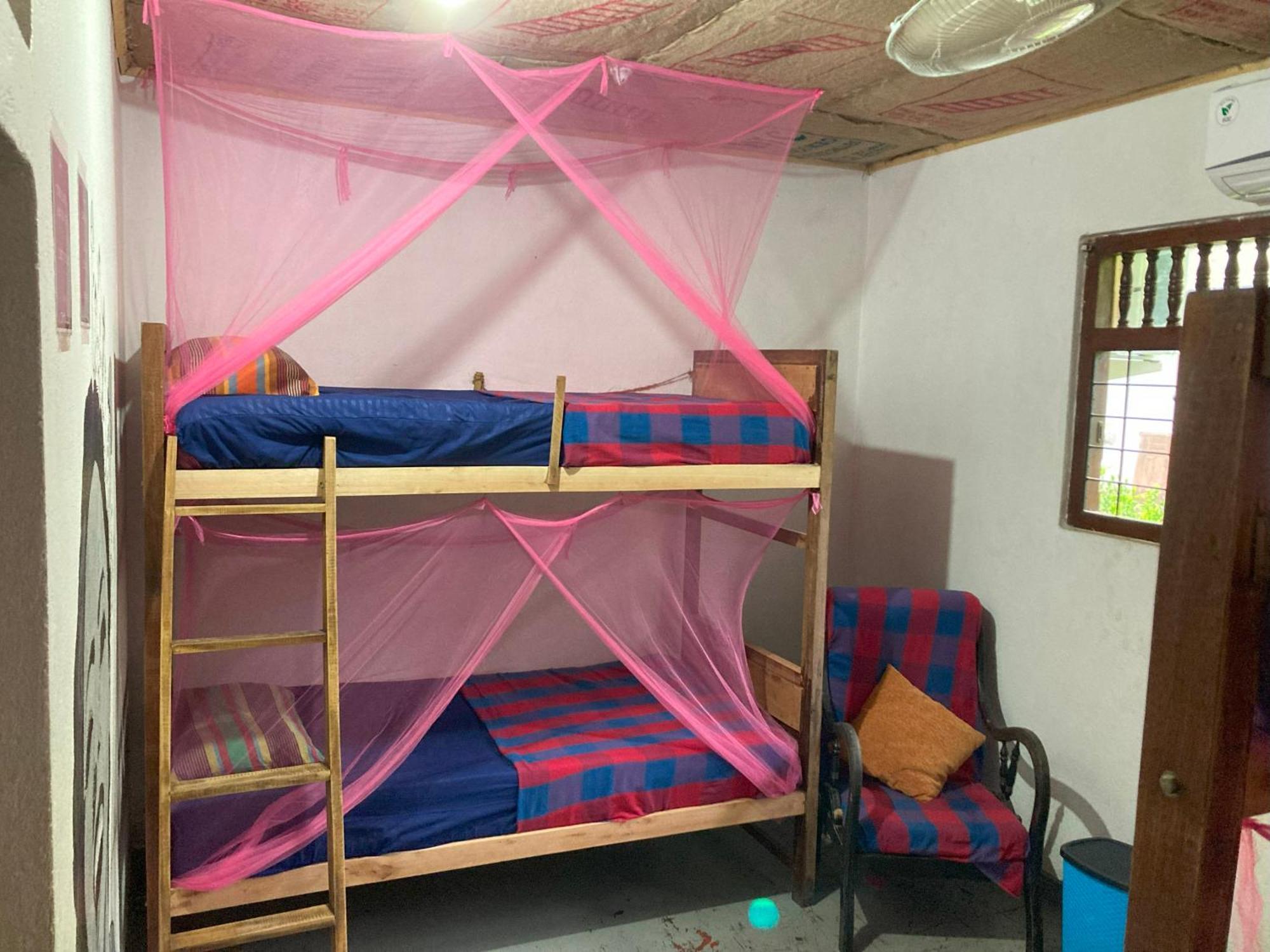 Hostel Singha Lounge Unawatuna Zewnętrze zdjęcie